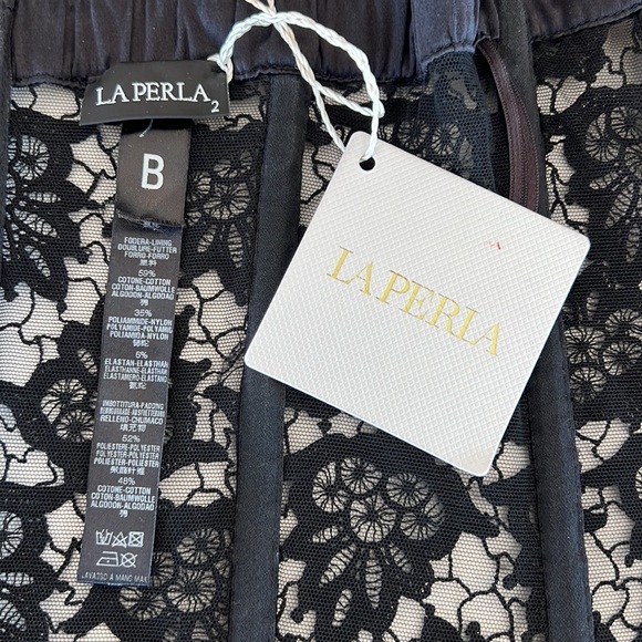 Laperla made in Italy size 34B luxury shape wear - Picture 7 of 16